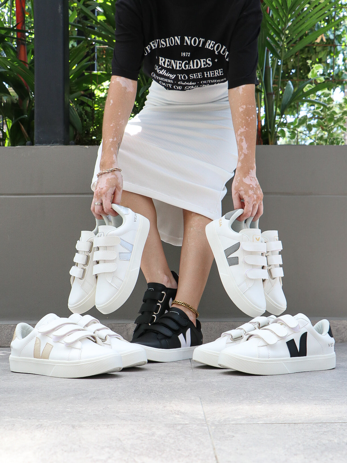 DEPORTIVO VEJA MINIMALISTA UNISEX